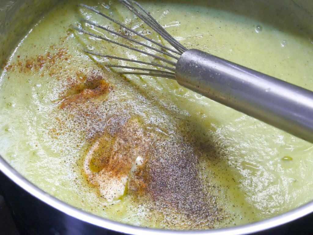 Brokkoli Suppe mit Kartoffeln - Einfach lecker! - Mehr Genuss