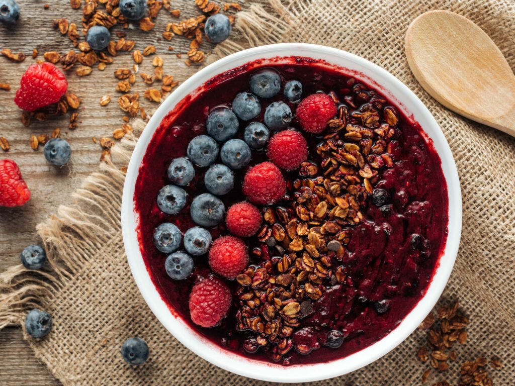 Granola mit Beeren