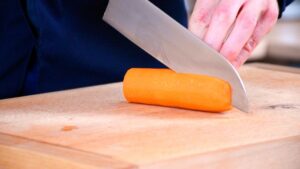Karotten für die Rouladen Füllung