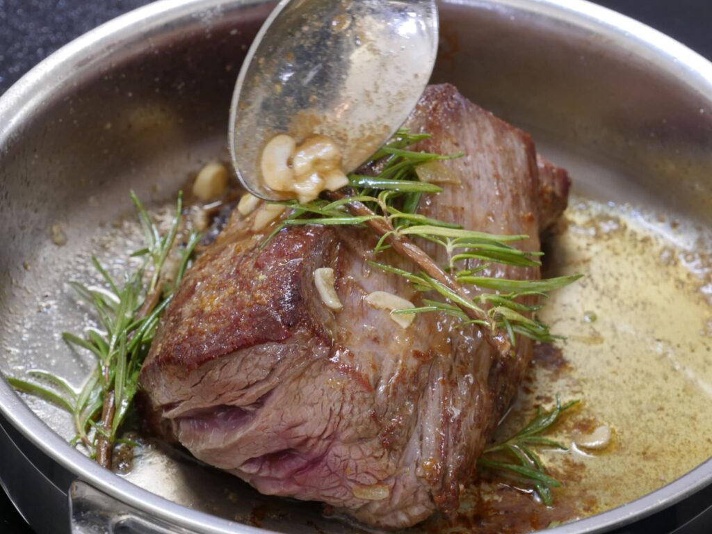 Lammfilet braten - perfekt rosa zubereiten - Mehr Genuss