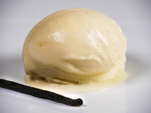 Perfekt cremiges Vanilleeis für die Eismaschine