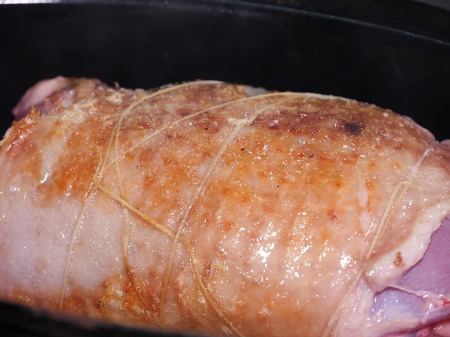 Geschmorte Putenoberkeule aus dem Backofen - super zart! - Mehr Genuss