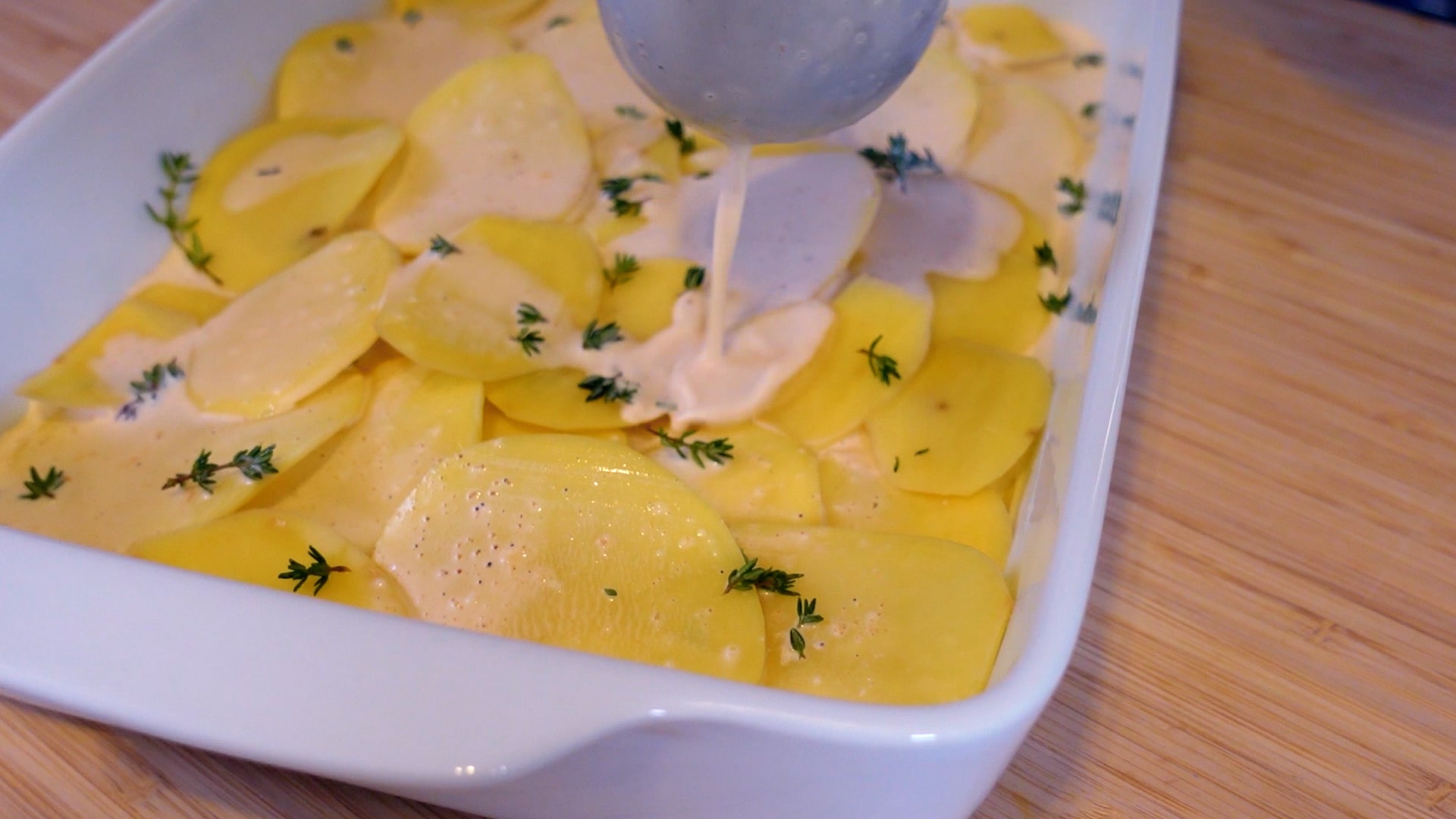 Kartoffelgratin aus rohen Kartoffeln - So gelingt es perfekt!