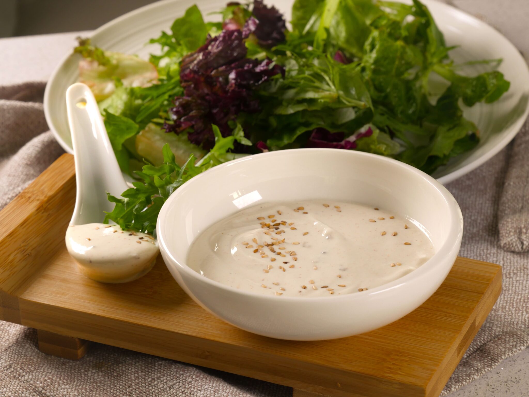 Tahini Dressing - cremige Salatsauce aus Sesam - Mehr Genuss