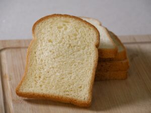Toastbrot für Croutons selber machen
